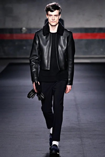 Look 5